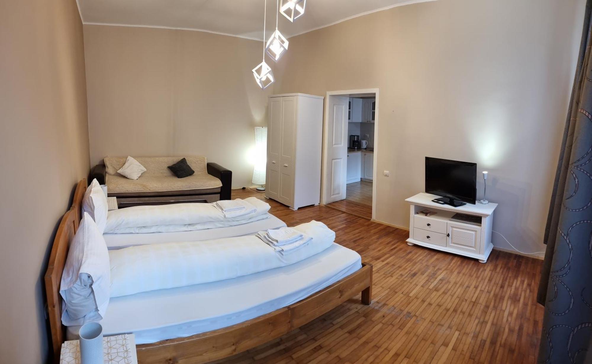 Fabini Apartments Mediaş Quarto foto